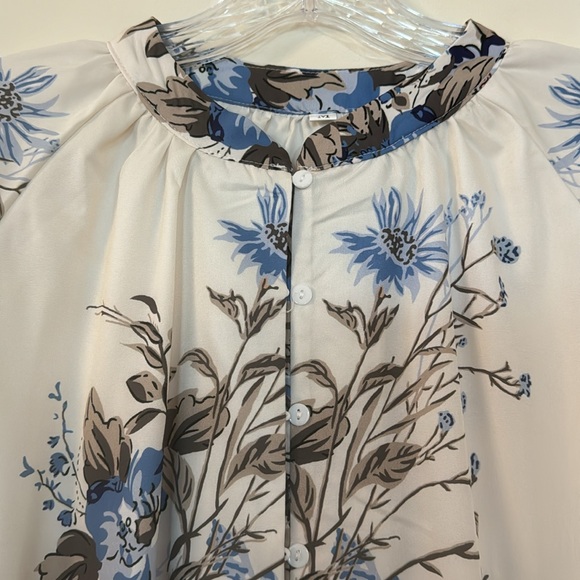 Floral Ruffle Bottom Dress - Picture 2 of 8